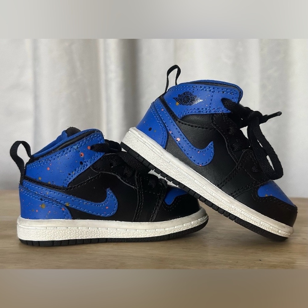 NIKE SNEAKERS MICHAEL JORDAN TODDLER 4C BLACK TEAM ORANGE SIGNAL BLUE